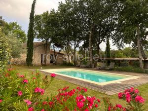 Chambre dans bastide au milieu des vignes à Ménerbes