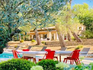 Zen et Chic, juste à coté de la Bastide de Marie à Ménerbes